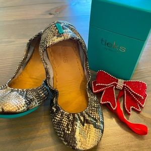 TIEKS!! 🐍 Copperhead 🐍